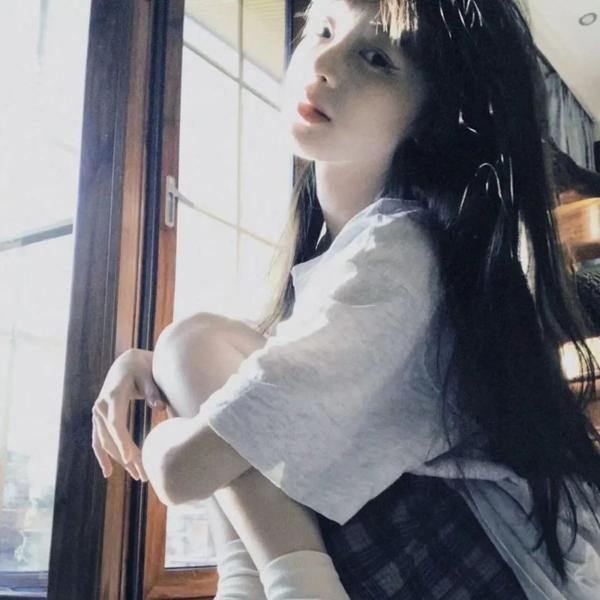 艾米莉亚·佩雷斯